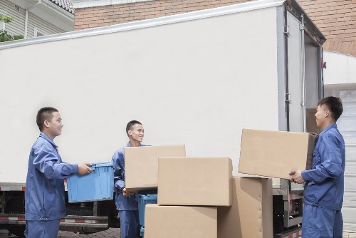Local storage service for flats and home moves in West Hampstead