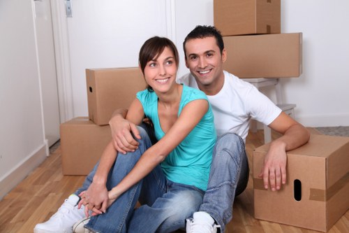 Strong moving boxes and packing paper for fragile household items